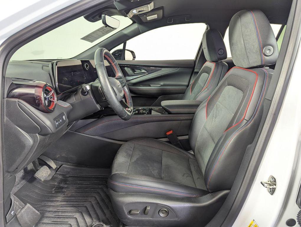 used 2024 Chevrolet Blazer EV car, priced at $28,953