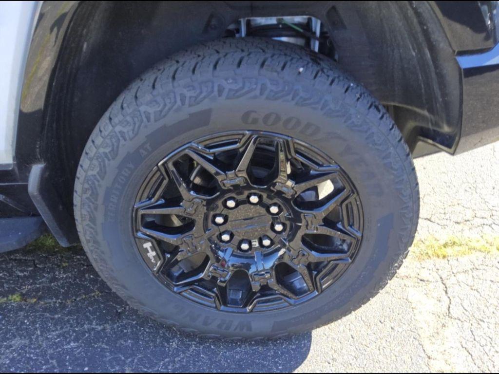 used 2024 GMC HUMMER EV SUV car, priced at $68,875