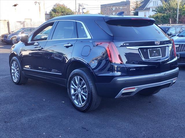 used 2022 Cadillac XT5 car, priced at $32,995