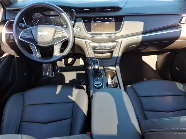 used 2022 Cadillac XT5 car, priced at $32,985