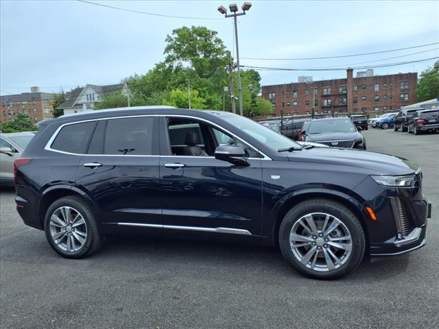 used 2022 Cadillac XT6 car, priced at $36,985