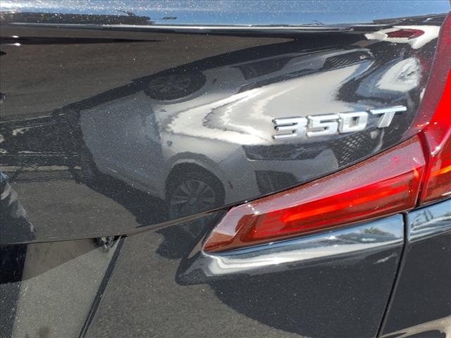 used 2022 Cadillac XT4 car, priced at $26,985