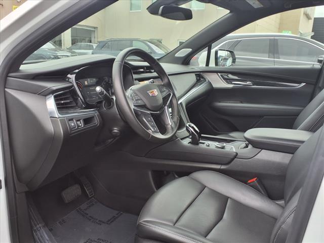 used 2022 Cadillac XT5 car, priced at $33,585