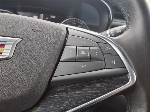 used 2022 Cadillac XT5 car, priced at $33,585