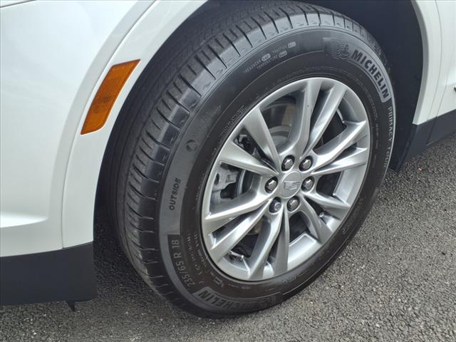 used 2022 Cadillac XT5 car, priced at $33,585
