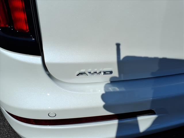 used 2025 Cadillac XT6 car, priced at $58,985