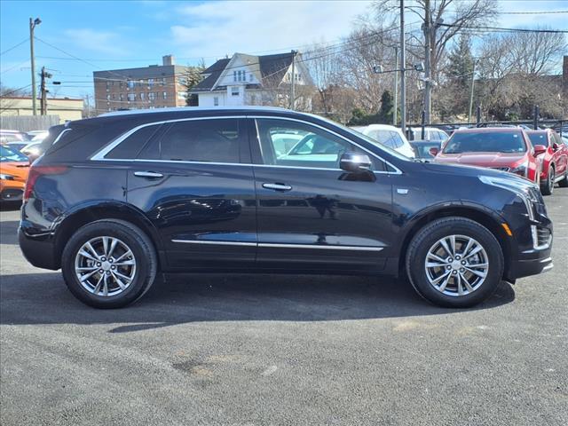 used 2022 Cadillac XT5 car, priced at $33,995