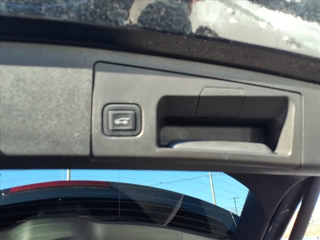 used 2023 Cadillac XT4 car, priced at $26,985