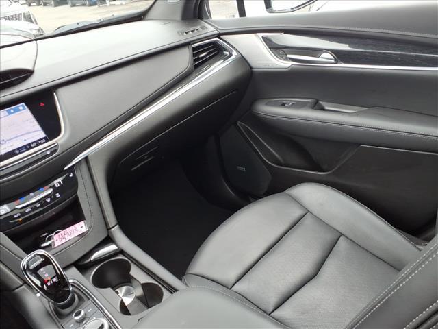 used 2023 Cadillac XT5 car, priced at $32,985