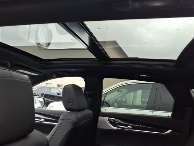 used 2023 Cadillac XT5 car, priced at $32,985