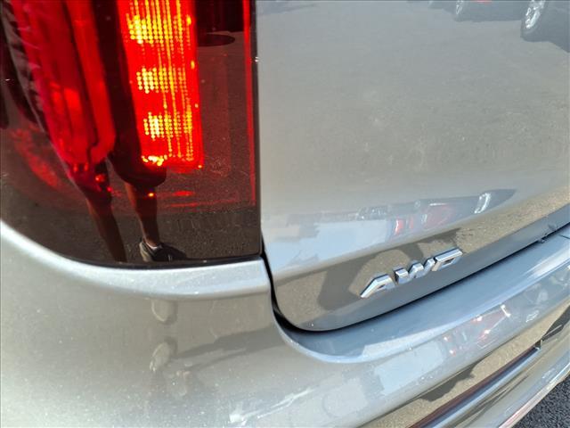 used 2024 Cadillac XT6 car, priced at $48,985