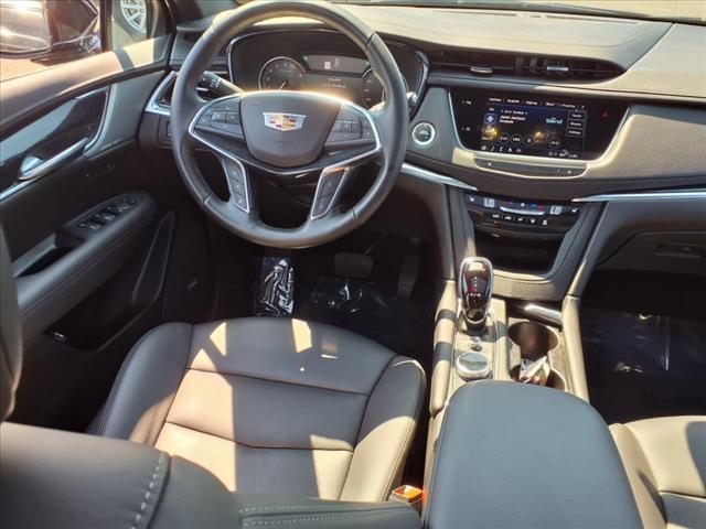used 2023 Cadillac XT5 car, priced at $34,585