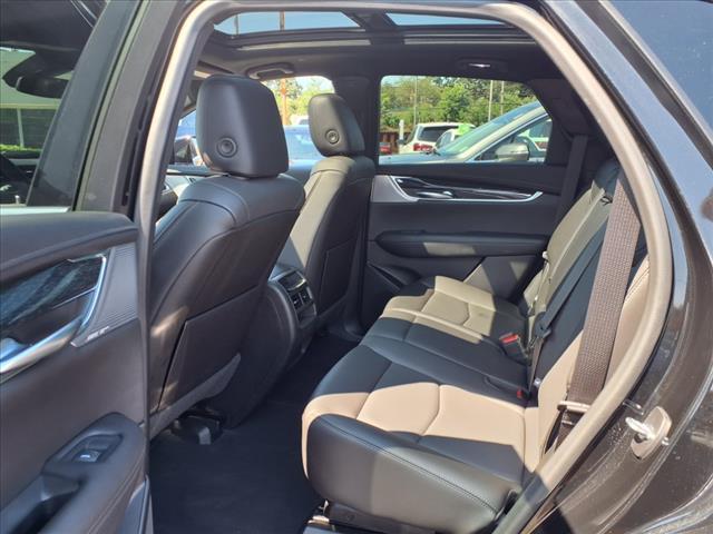 used 2023 Cadillac XT5 car, priced at $34,585