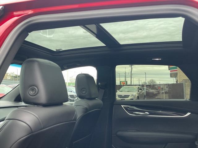 used 2022 Cadillac XT5 car, priced at $35,585