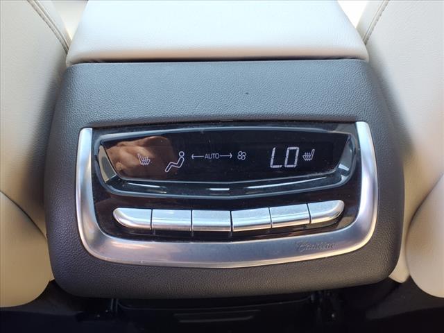 used 2022 Cadillac XT6 car, priced at $38,585