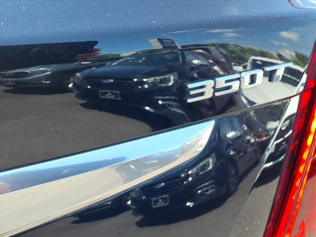 used 2022 Cadillac XT5 car, priced at $32,585