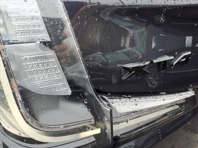 used 2023 Cadillac XT4 car, priced at $31,985