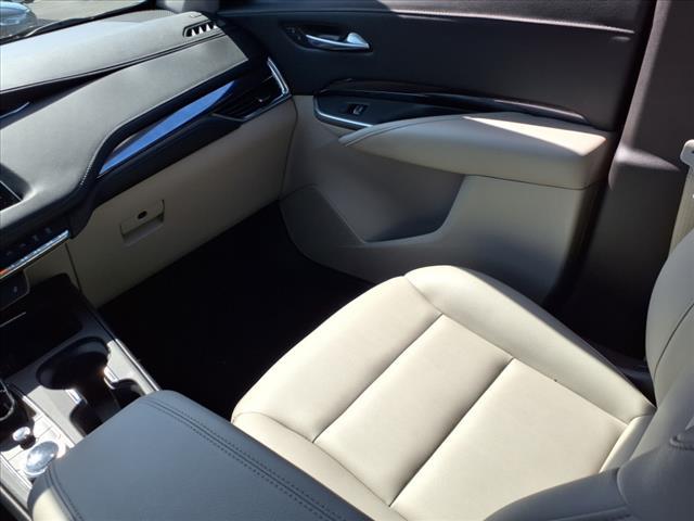 used 2023 Cadillac XT4 car, priced at $29,985