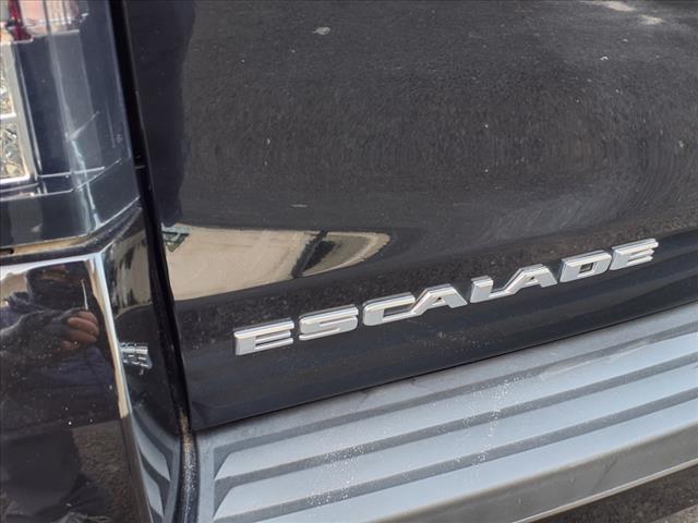 used 2020 Cadillac Escalade car, priced at $45,995