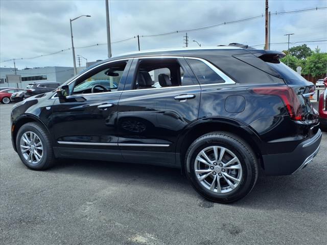 used 2022 Cadillac XT5 car, priced at $32,585