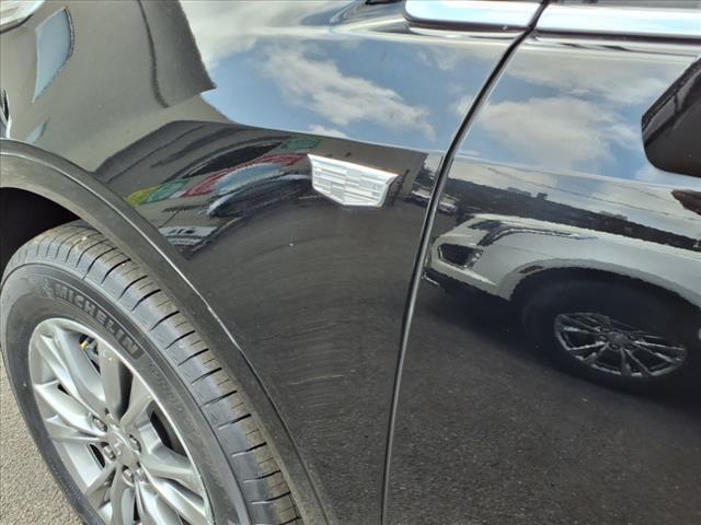 used 2022 Cadillac XT5 car, priced at $32,585