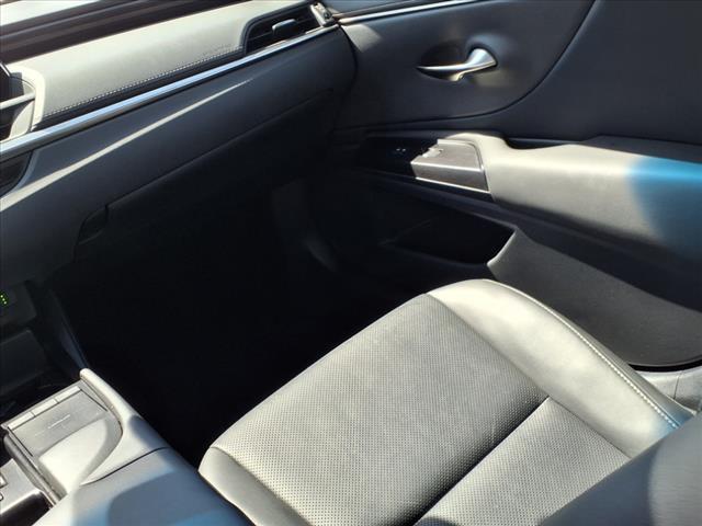 used 2021 Lexus ES 350 car, priced at $31,585