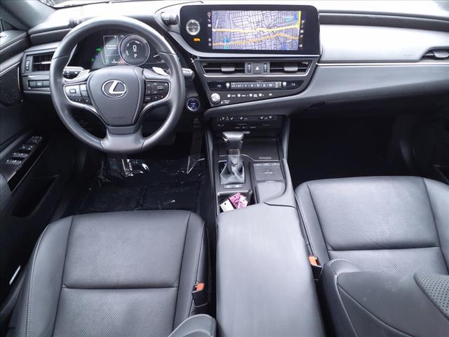 used 2022 Lexus ES 300h car, priced at $37,995