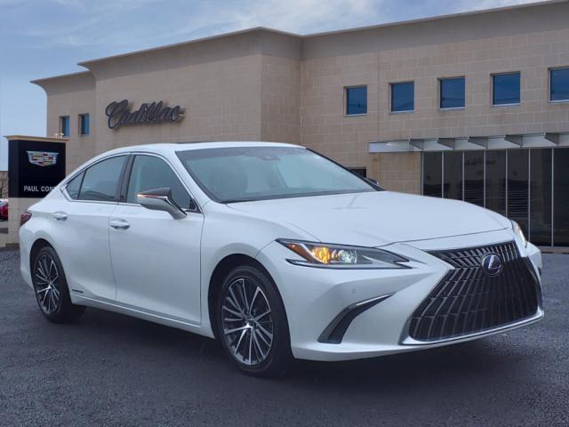 used 2022 Lexus ES 300h car, priced at $37,995