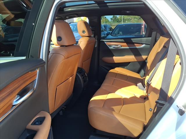 used 2022 Cadillac XT5 car, priced at $30,985