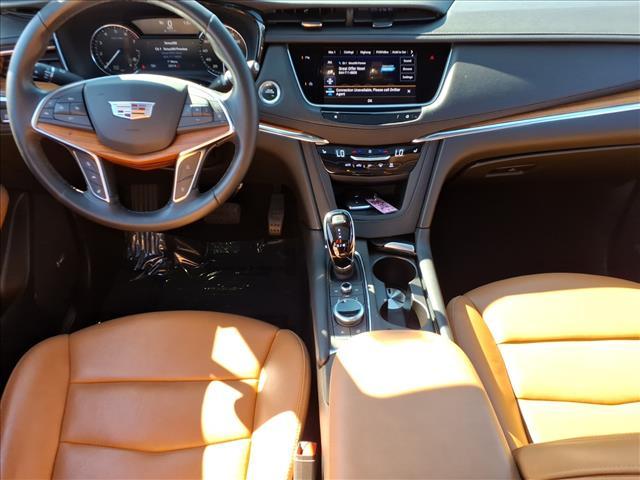 used 2022 Cadillac XT5 car, priced at $30,985