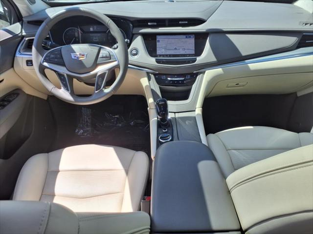 used 2022 Cadillac XT5 car, priced at $33,985