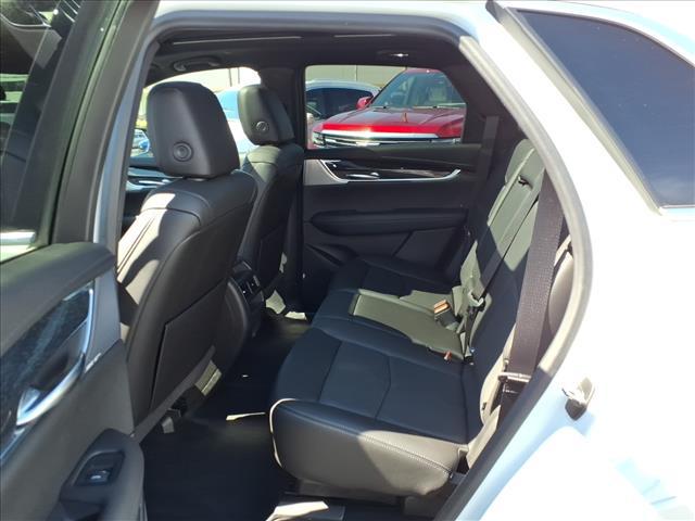 used 2022 Cadillac XT5 car, priced at $33,585
