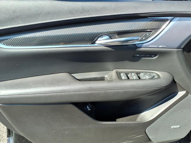 used 2022 Cadillac XT5 car, priced at $37,985