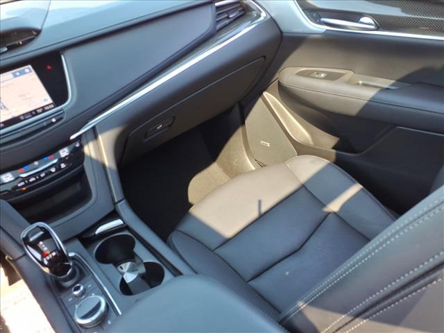used 2022 Cadillac XT5 car, priced at $37,985