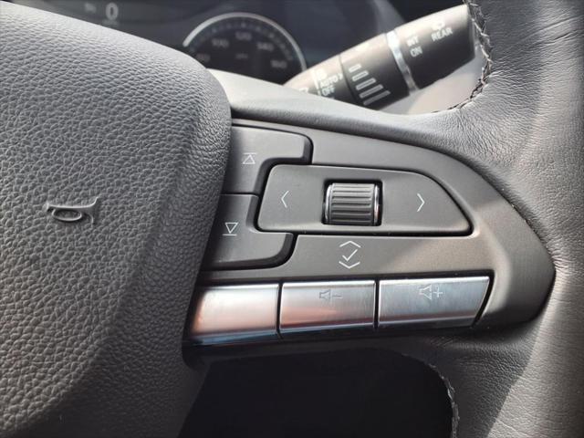 used 2022 Cadillac XT4 car, priced at $27,985