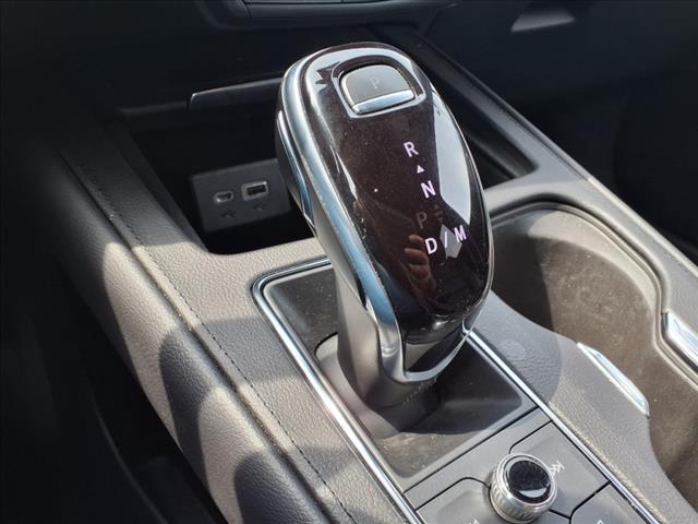 used 2022 Cadillac XT4 car, priced at $27,985