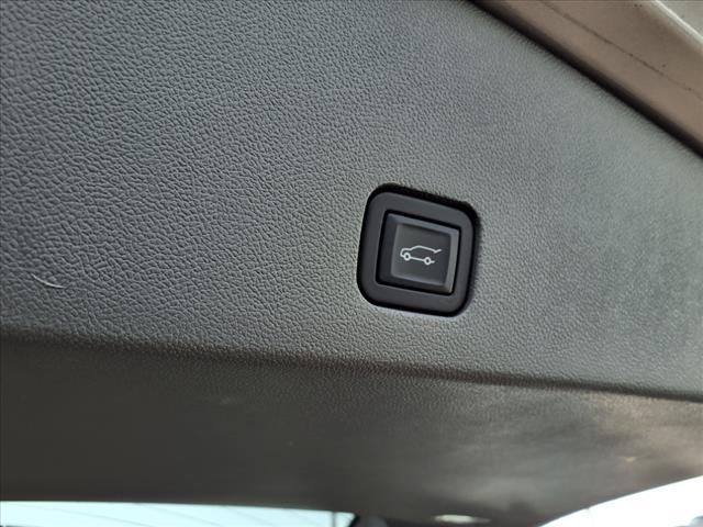 used 2022 Cadillac XT6 car, priced at $37,985