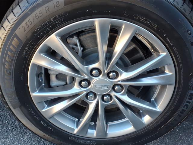 used 2022 Cadillac XT5 car, priced at $31,585