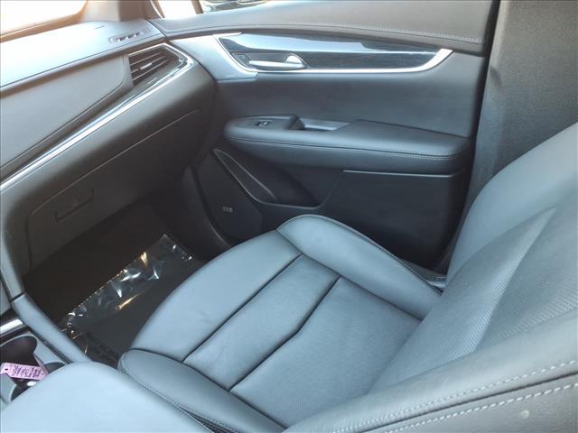 used 2022 Cadillac XT5 car, priced at $31,585