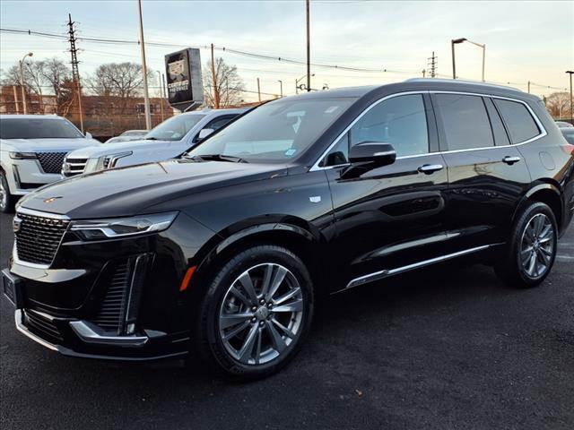 used 2022 Cadillac XT6 car, priced at $36,995