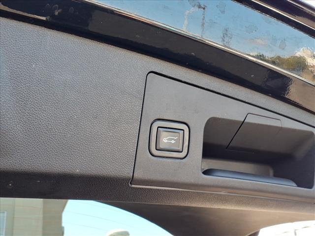 used 2022 Cadillac XT4 car, priced at $27,585