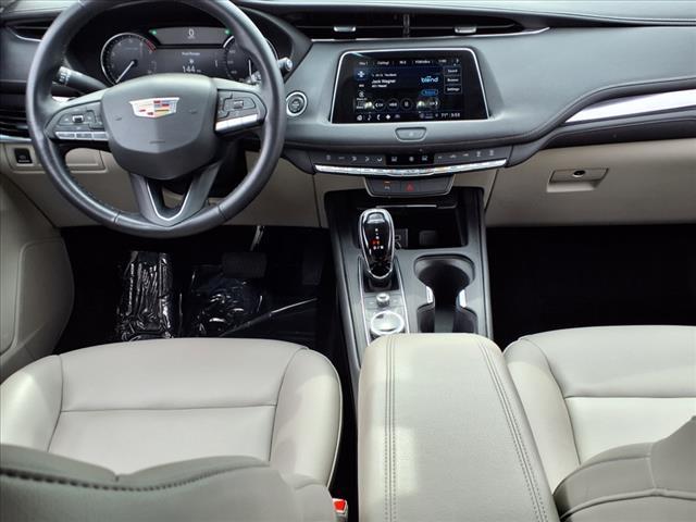 used 2022 Cadillac XT4 car, priced at $26,985