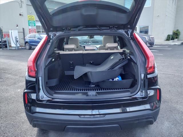 used 2024 Cadillac XT4 car, priced at $39,995