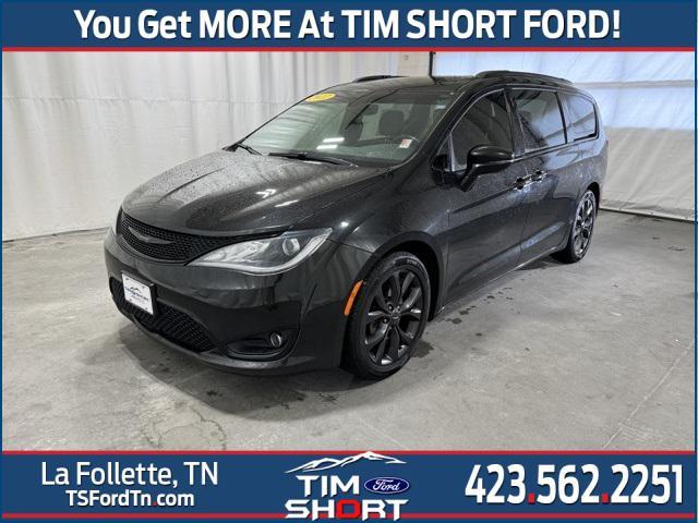 used 2018 Chrysler Pacifica car, priced at $15,495