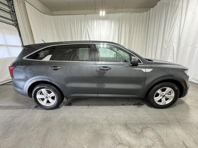 used 2023 Kia Sorento car, priced at $22,998