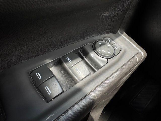 used 2022 Chevrolet Silverado 1500 car, priced at $34,998