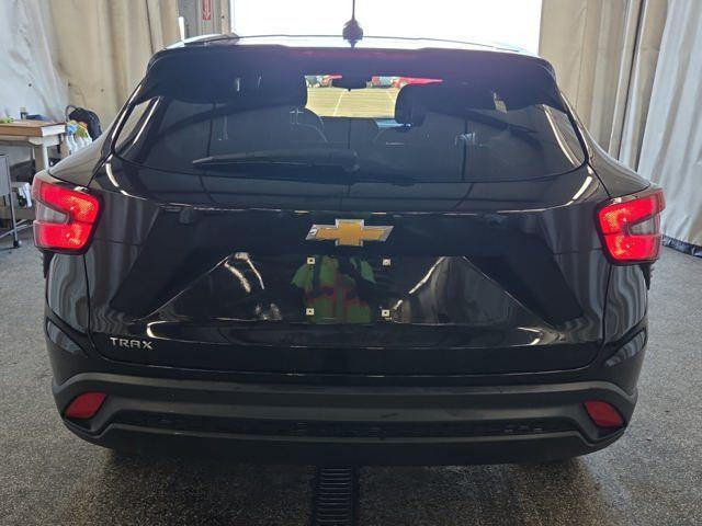 used 2024 Chevrolet Trax car, priced at $19,833