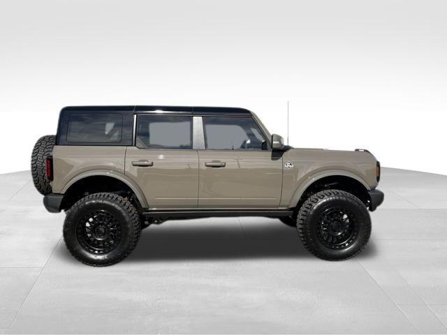 new 2025 Ford Bronco car, priced at $60,998
