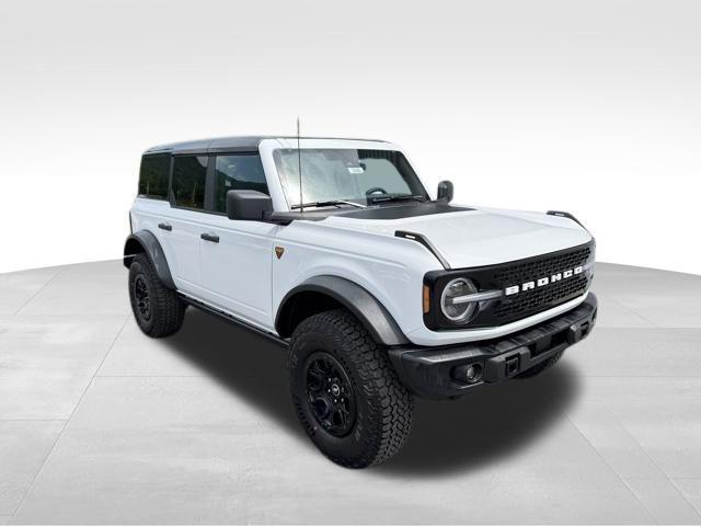 new 2025 Ford Bronco car, priced at $59,587