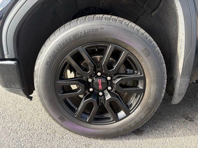used 2021 GMC Sierra 1500 car, priced at $35,988